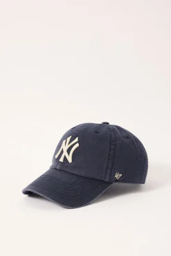 Well Worn Lakeshore '47 Clean Up New York Yankees Cap Vintage Navy