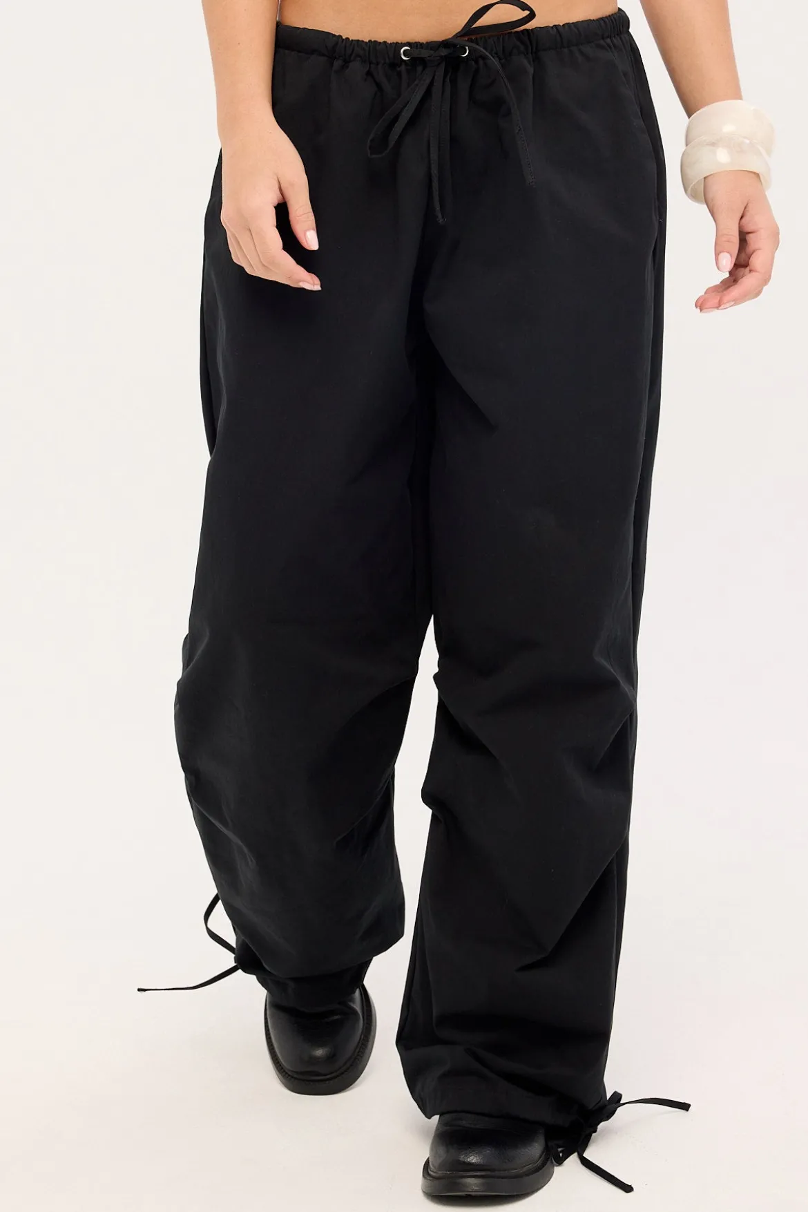 Wildcard Low Rise Cargo Pant Black