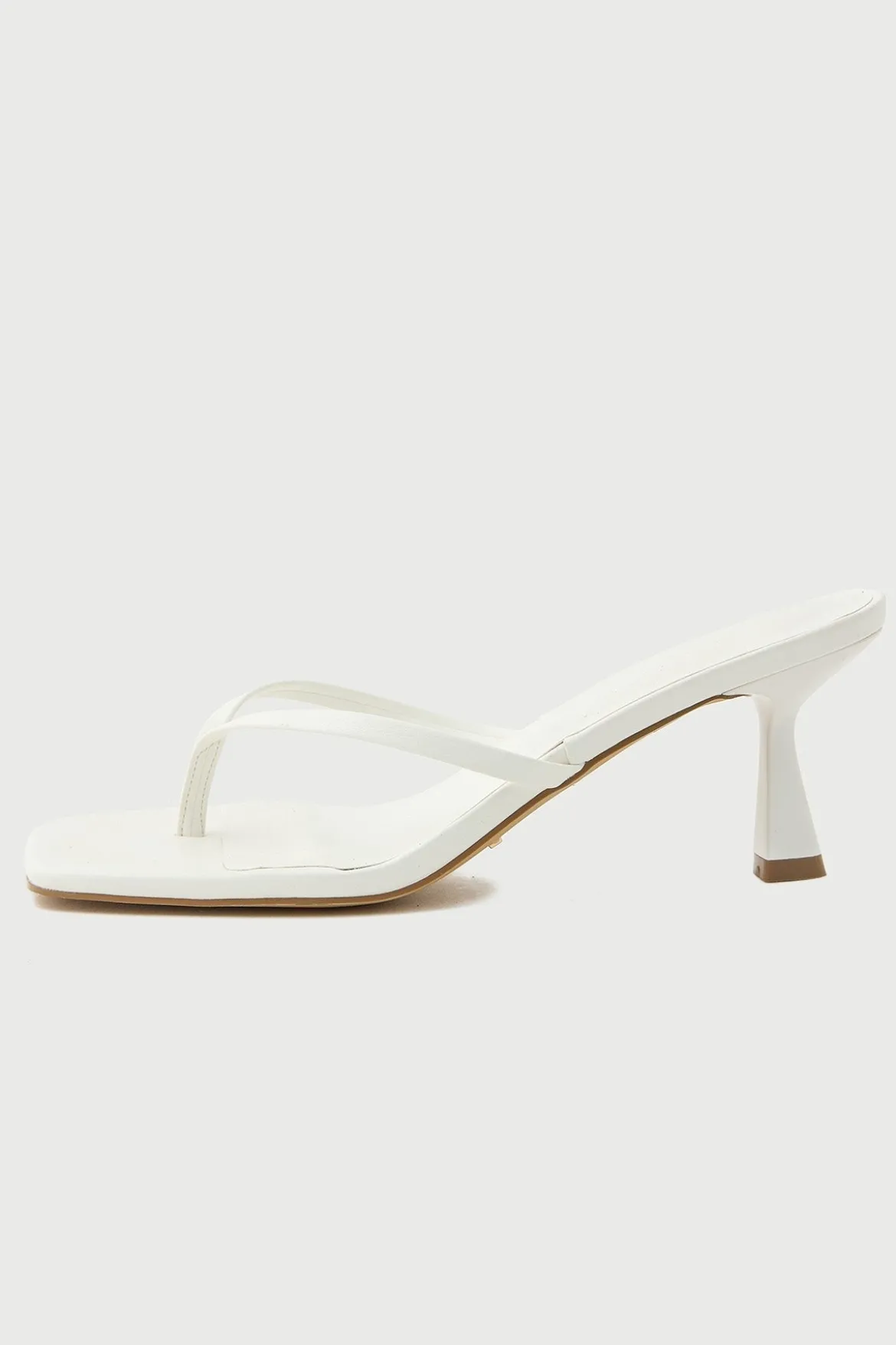 Xami White