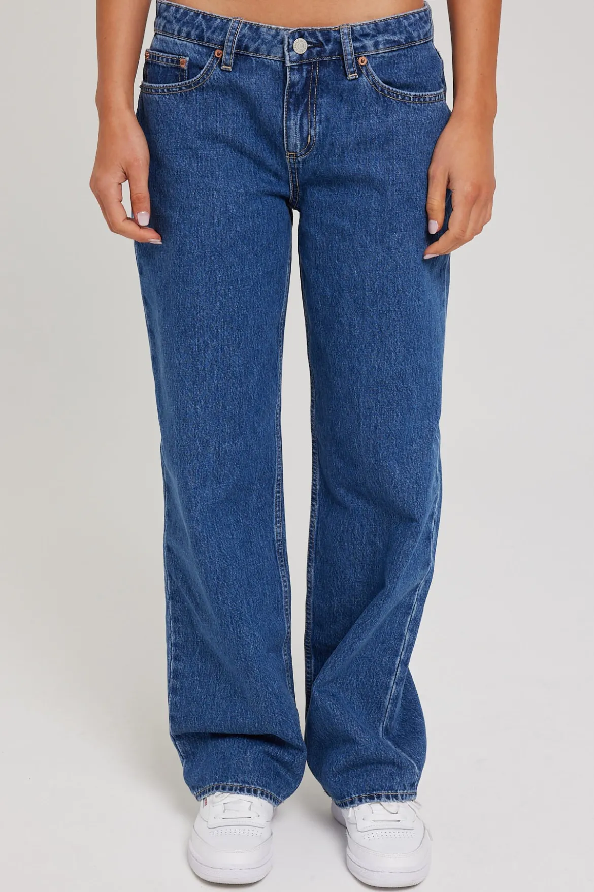 Y2K Low Baggy Jean Famous Blue